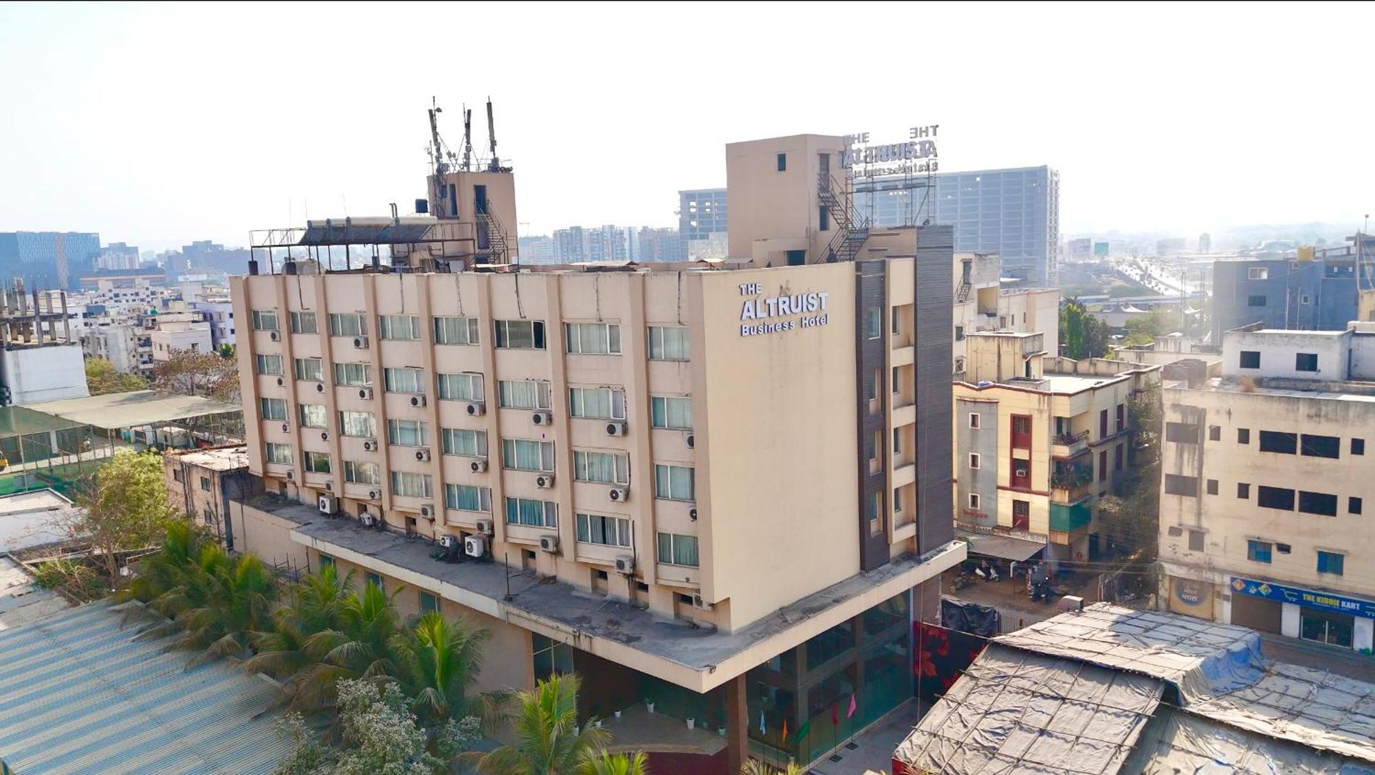 פונה The Altruist Business Hotel Kharadi מראה חיצוני תמונה
